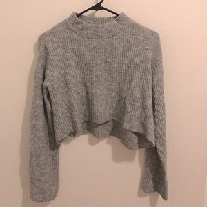 XS Grey Crop Sweater with Bell Sleeves